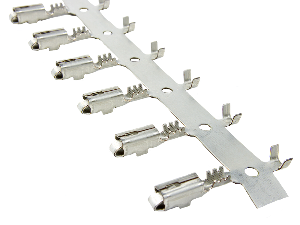 Aptiv Metri-Pack 280 Bus Bar Female Tin (Sn) / Silver (Ag) Plated Unsealed Terminal 18-16 AWG