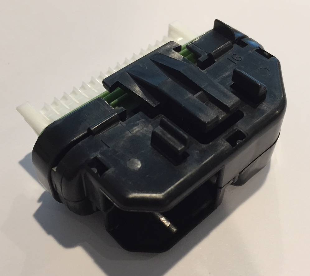 Aptiv (Delphi) 32 Way Black Micro-Pack 100W Connector Assembly Left Wire Dress